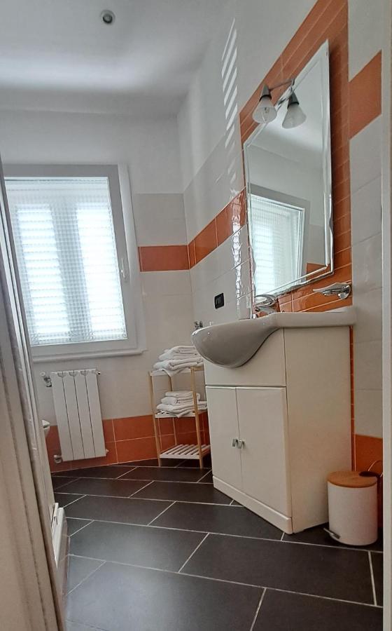 Casa Gialla LʼAquila Exteriör bild